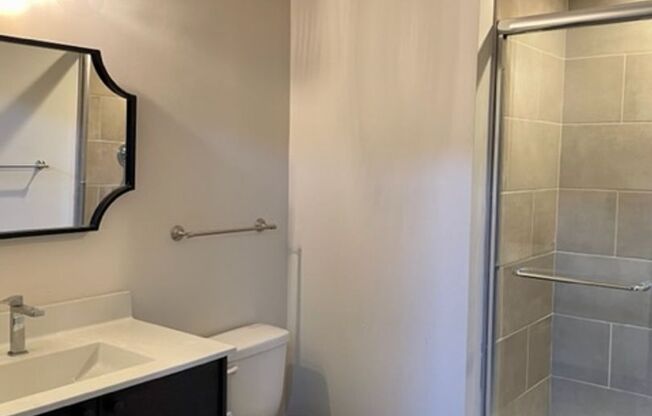 1 bed, 1 bath, 1,092 sqft, $1,650, Unit 108