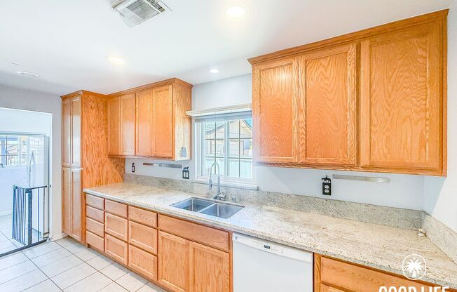 Cozy 2BD/2BA Home in Ramona with Front Patio, Included Landscaping & A/C