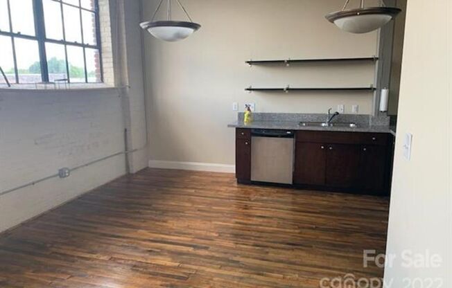 Fantastic loft Condo in Downtown Monroe, NC