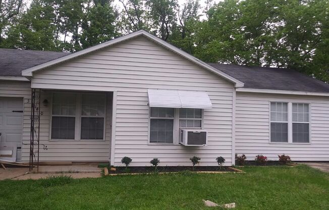 3 beds, 1 bath, $1,199