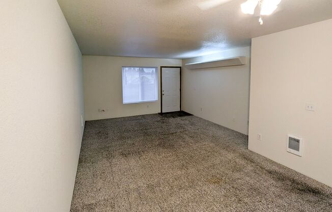 North Salem Apartment Complex With Washer/Dryer! ~ Camelot