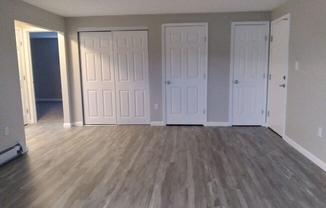 1 bed, 1 bath, 750 sqft, $1,265, Unit C08