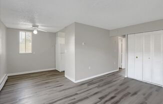 1 bed, 1 bath, 500 sqft, $999, Unit 95-15