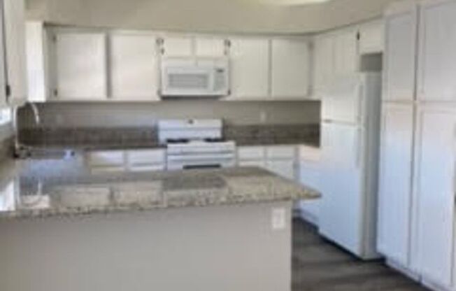 Highly Upgraded Single Story in Laughlin!!