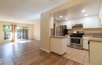 2 beds, 1 bath, 1,034 sqft, $1,850, Unit 212