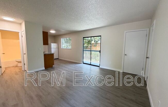 16006 34 AVE S