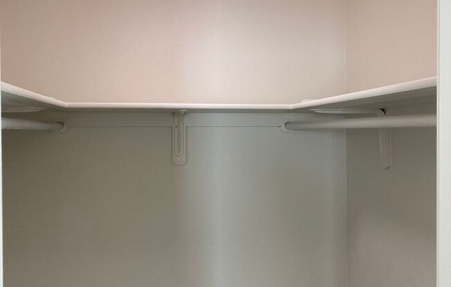 2 beds, 1.5 baths, 800 sqft, $1,845, Unit 1025-201