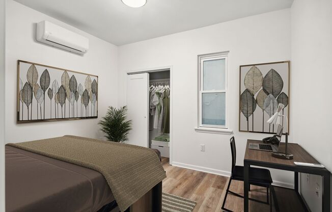 3 beds, 2 baths, 500 sqft, $1,450, Unit Unit 205