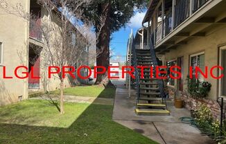 1 bed, 1 bath, 800 sqft, $1,250, Unit D