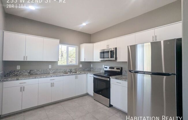 233 W 22 ST