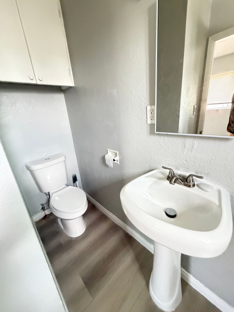 1704-08 D Ave, National City, CA 91950