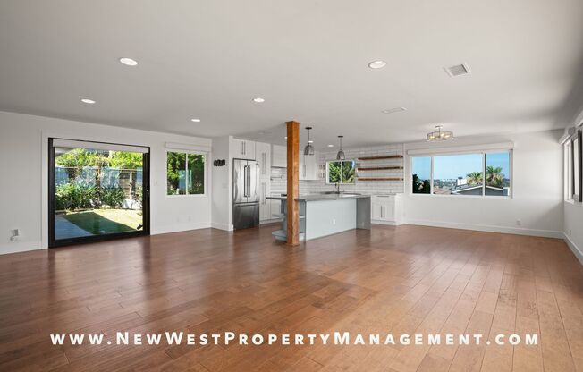 Exquisite Pacific Beach 4 bedroom located on a quiet cul-de-sac in the coveted Floral Terrace community! Small Pet OK! Available Now!