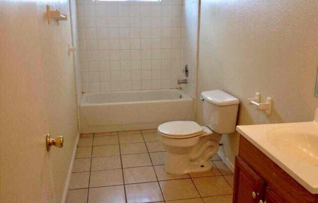 7605 OAK CHASE