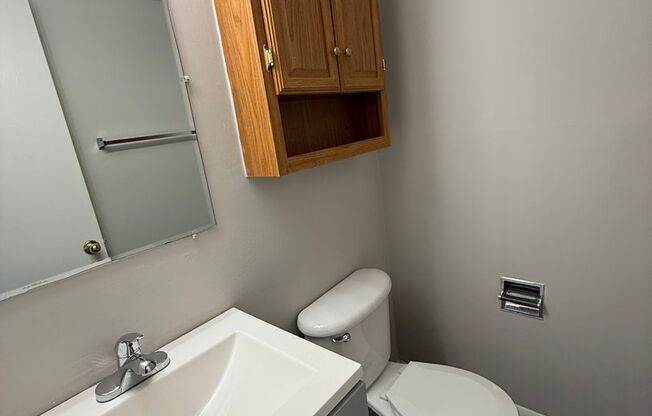 2 beds, 1.5 baths, $1,025, Unit LD4805