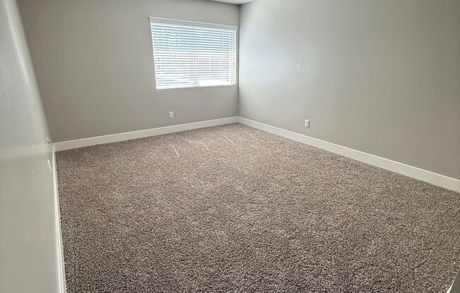 1 bed, 1 bath, 714 sqft, $1,995, Unit 076