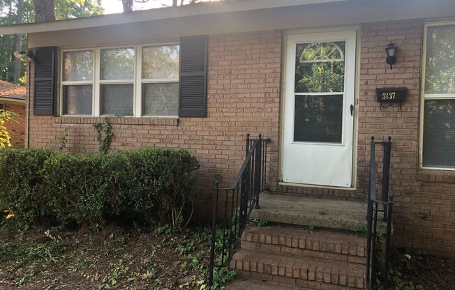 3137-3139 Erskine Duplex