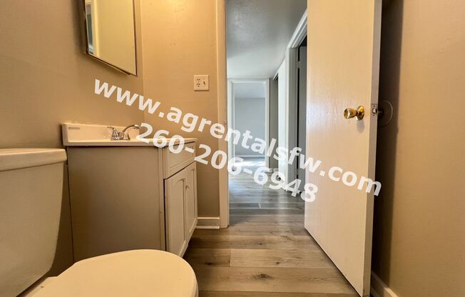 2 beds, 1 bath, 700 sqft, $925, Unit C