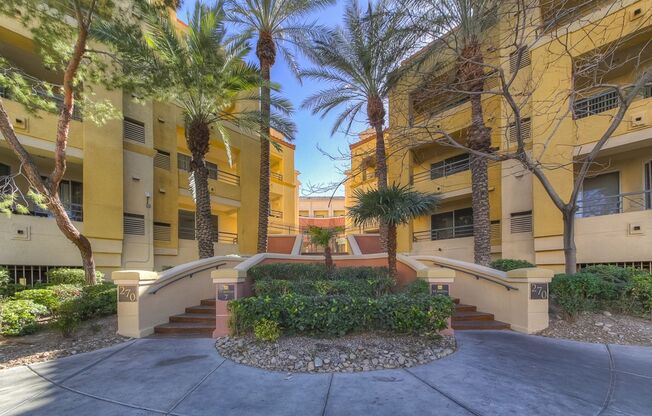 2 beds, 2 baths, $1,995, Unit 113