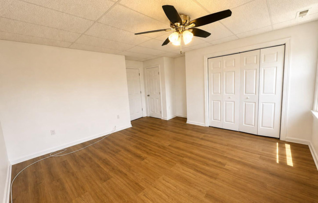 3 beds, 1 bath, $1,250, Unit #3
