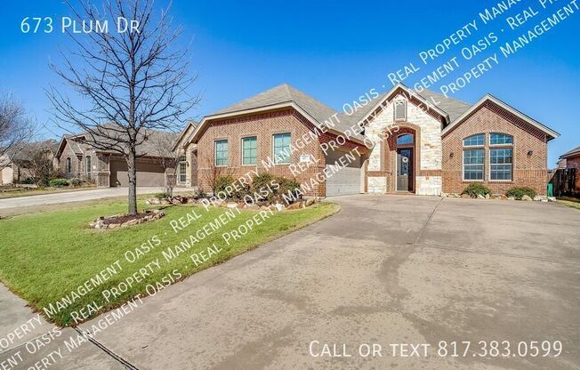 673 PLUM DR