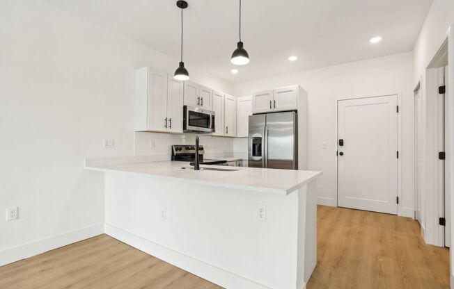 2 beds, 2 baths, 784 sqft, $1,895, Unit 308
