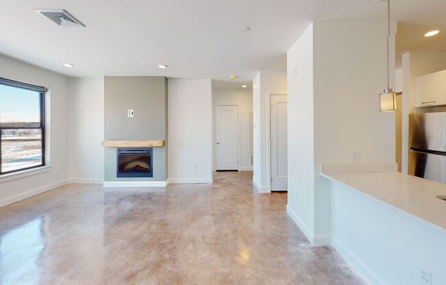 1 bed, 1 bath, 728 sqft, $2,500, Unit 70-403