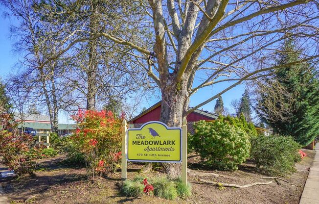 Meadowlark Apartments
