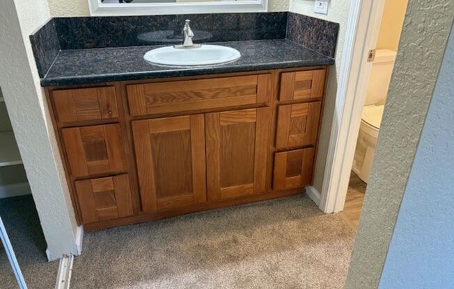 2 beds, 2 baths, 900 sqft, $2,015, Unit 156