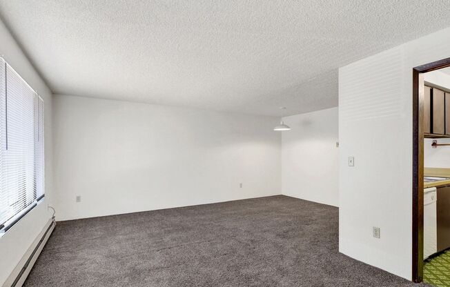1 bed, 1 bath, 600 sqft, $1,450, Unit 348
