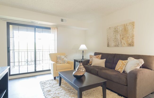 2 beds, 2 baths, 1,280 sqft, $2,500, Unit H-102- 2A 2 Bedroom Premium Residence