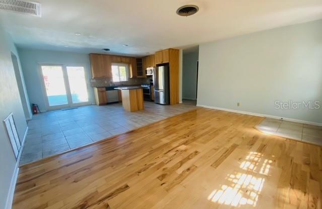 1949 66 AVE N