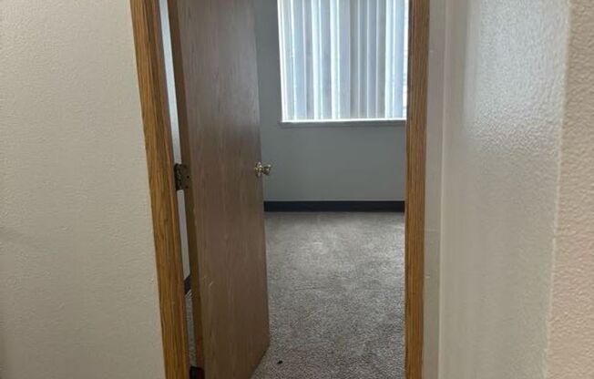 2 beds, 2 baths, 1,070 sqft, $1,595, Unit 12-104