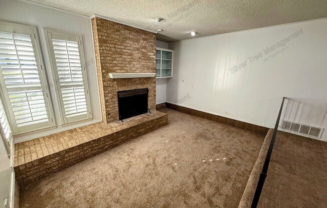 4 beds, 3 baths, 2,321 sqft, $2,695