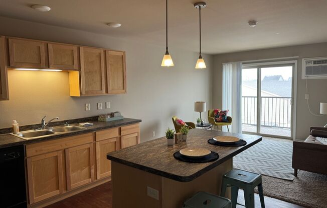 1 bed, 1 bath, 662 sqft, $1,020, Unit 2400-303