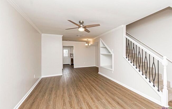 2 beds, 1.5 baths, $1,450, Unit # 27