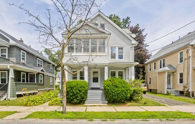 111-115 Groveland St