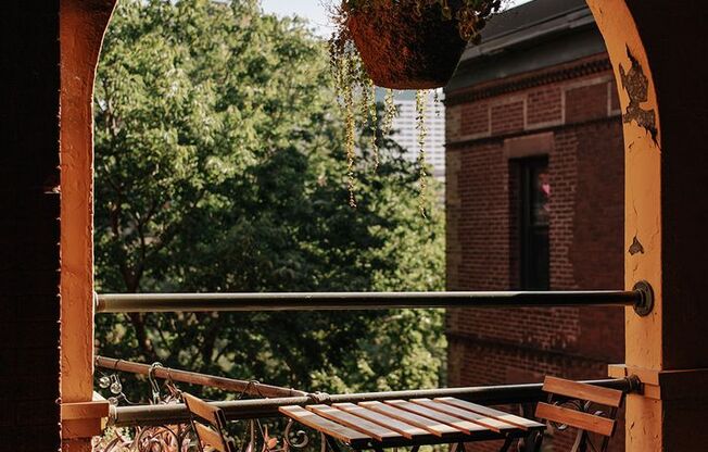 Studio, 1 bath, 494 sqft, $950, Unit 307-40