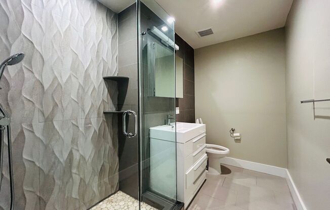 1 bed, 1 bath, 548 sqft, $1,670, Unit 107