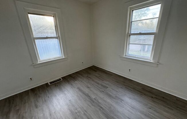 Cozy 1-Bedroom House Near IUSB