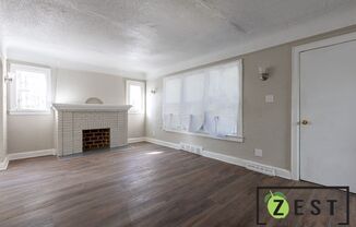 3 beds, 1 bath, $1,300