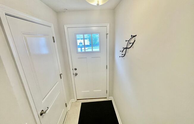 Pittsburgh - 3 Bedroom 2.5 Bathroom - Townhouse - End Unit