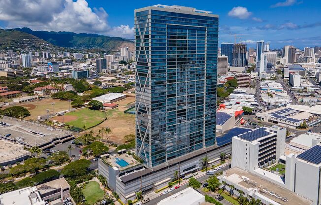 2 beds, 2 baths, $4,400, Unit # 4403