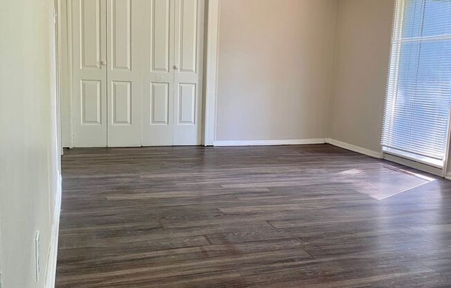 1 bed, 1 bath, 564 sqft, $785, Unit 65B
