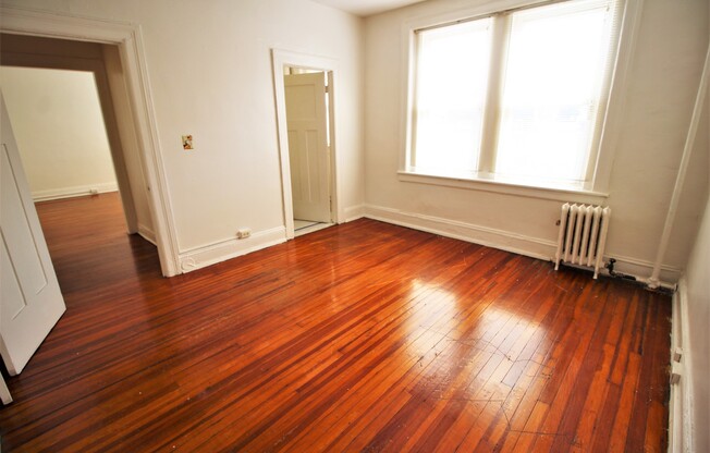 1 bed, 1 bath, 2 sqft, $950, Unit #206