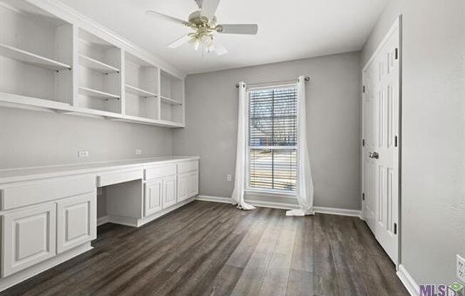 4 Bedroom in Springlake Subdivision