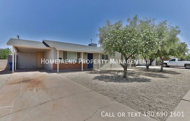 1023 S LOLA LN