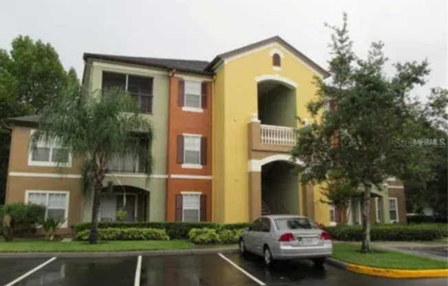 802 Crest Pines Dr #815