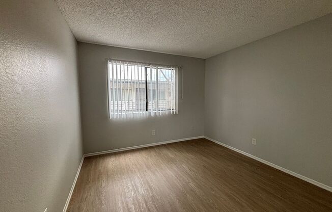 2 beds, 1 bath, 1,000 sqft, $2,098, Unit 201