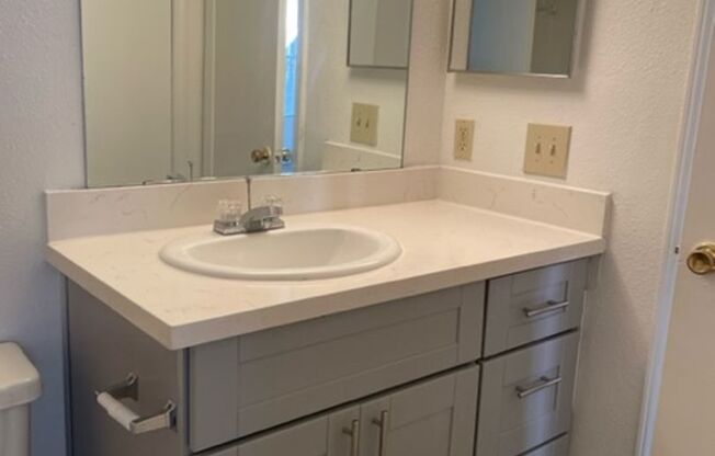 2 beds, 2 baths, 1,038 sqft, $1,215, Unit 1406