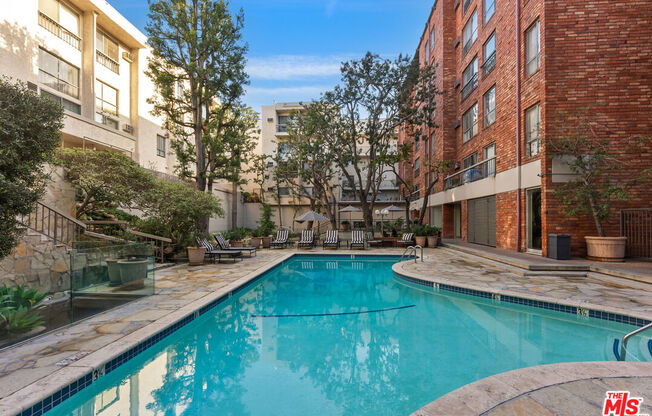 1 bed, 1 bath, 682 sqft, $2,600, Unit 220